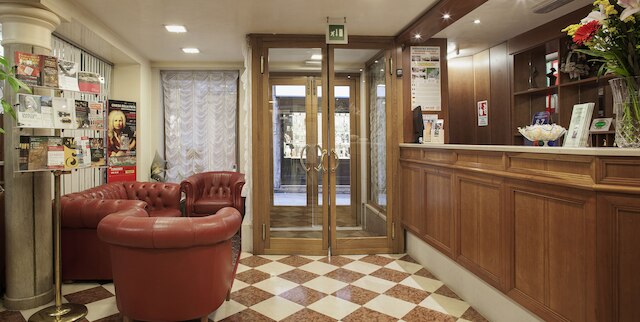 アルベルゴ コマーシォ エ ペレグリノ