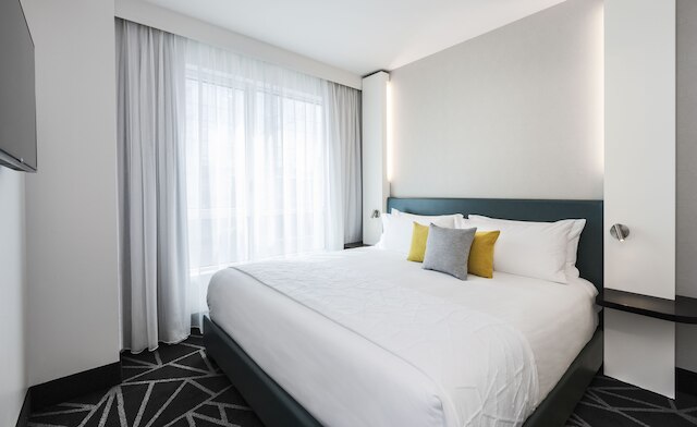 ヴァルヴィック ル クリスタル - モントリオール