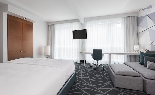 ヴァルヴィック ル クリスタル - モントリオール