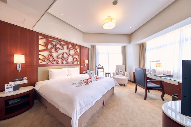 パークビュー ホテル上海 (东怡大酒店)