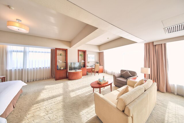 パークビュー ホテル上海 (东怡大酒店)