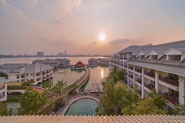 インターコンチネンタル ハノイ ウエストレイク by IHG