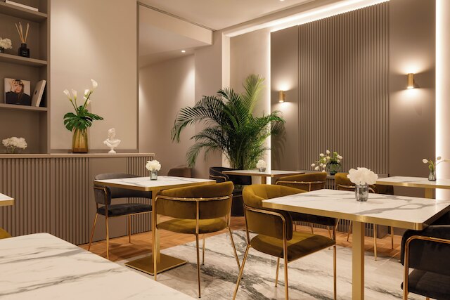 パラッツォ・ヴェネーレ