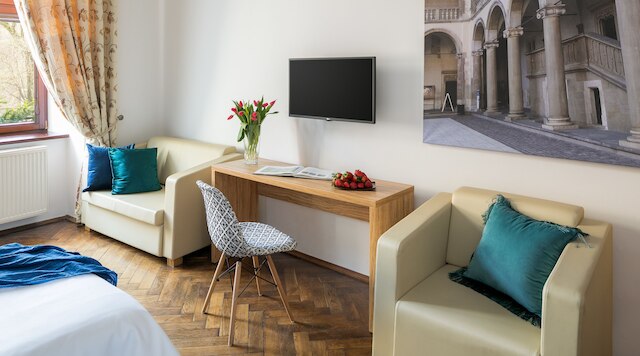 クラカウデイズ