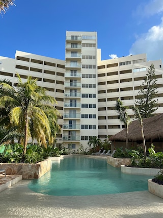 カリプソ ホテル カンクン