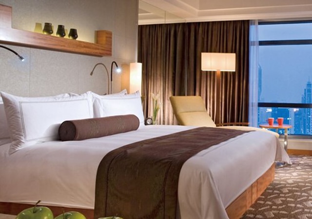 スイソテル グランド 上海 (上海宏安瑞士大酒店)