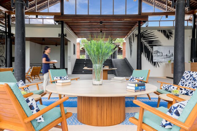 アウトリガー カオ ラック ビーチ  リゾート