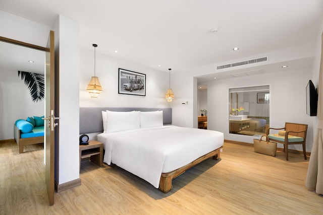 アウトリガー カオ ラック ビーチ  リゾート