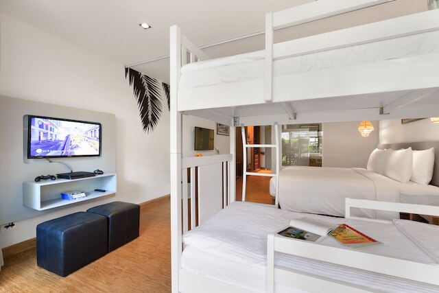 アウトリガー カオ ラック ビーチ  リゾート