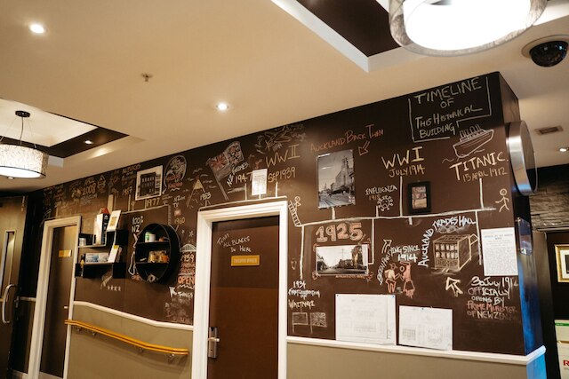 オークランド シティ ホテル