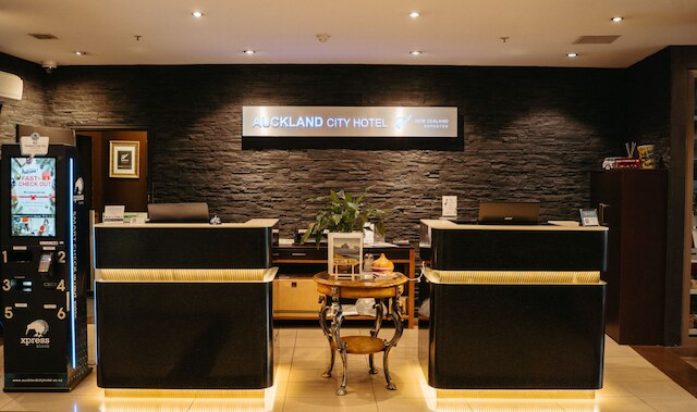 オークランド シティ ホテル