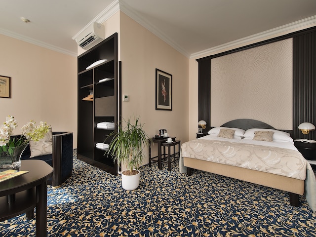 EA ホテル ロイヤル エスプリ