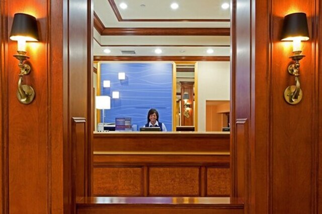 ロックビル センター ホテル - JFK エアポート