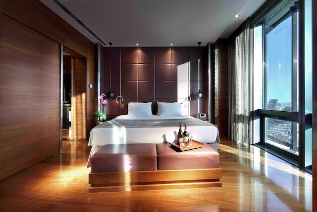 ユーロスターズ マドリード タワー