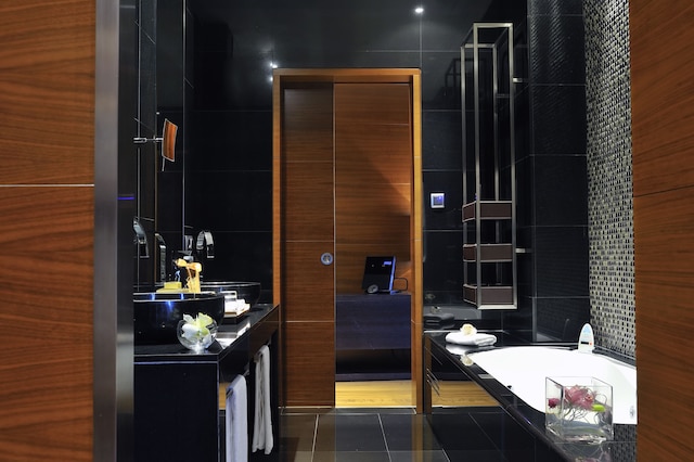 ユーロスターズ マドリード タワー