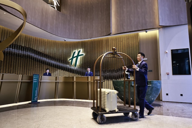 ホリデイ イン 上海 静安 by IHG (上海静安假日酒店)