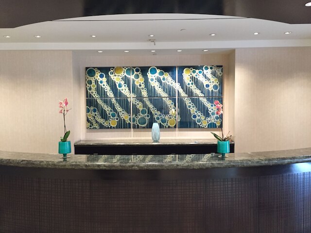 ラグジュアリー スイーツ インターナショナル アット ザ シグネチャー