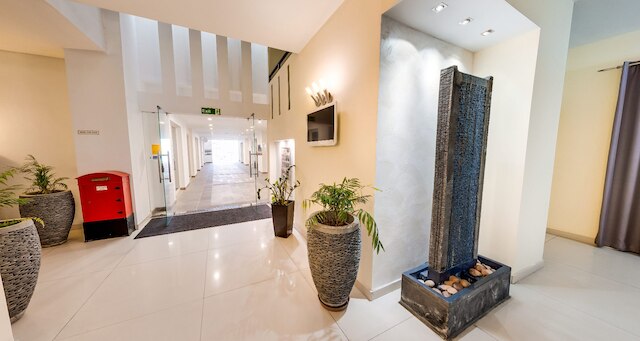 セント ジュリアンズ ベイ ホテル