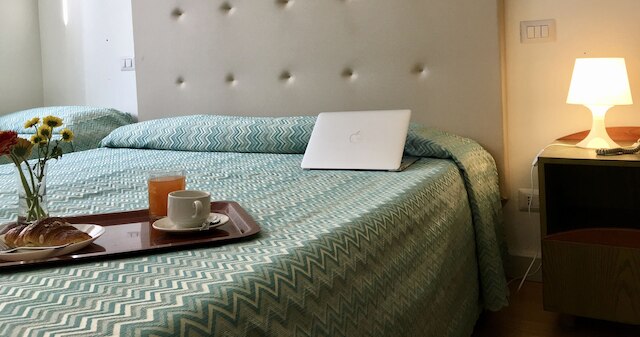 ホテル モデルノ