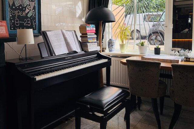 ホテル デ ムンク