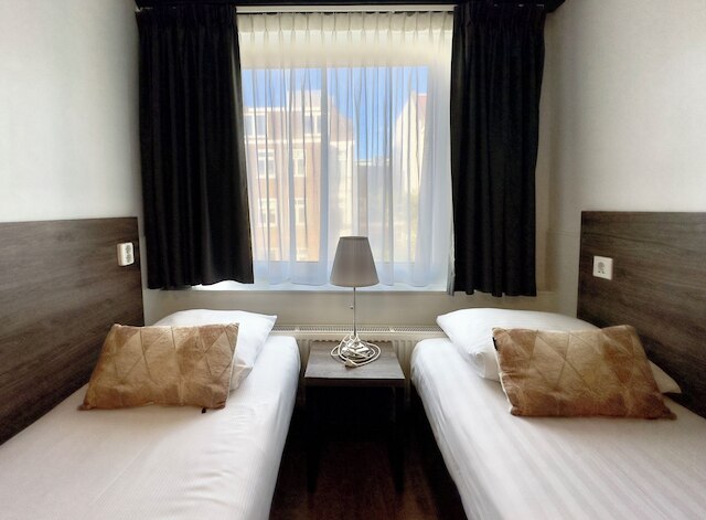 ホテル デ ムンク