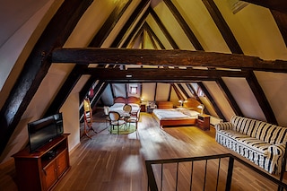 ホテル & レジデンス ウ トゥリ ブブニュー