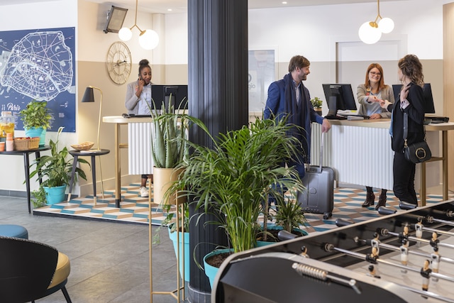 アパートホテル アダージョ パリ モンルージュ