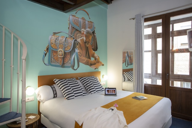 カジュアル イルビラ グラナダ ホテル