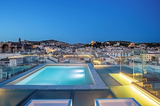 ルーム メイト レオ、グラナダ