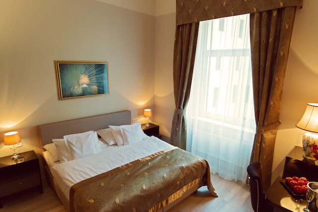 ホテル ジュリアン