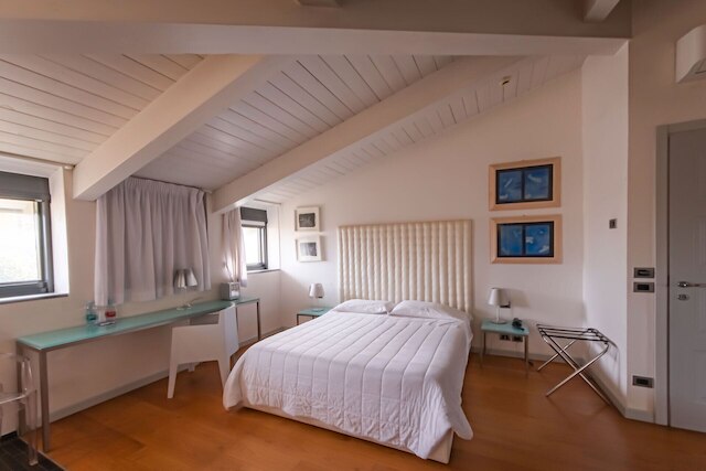 センチュリー ホテル