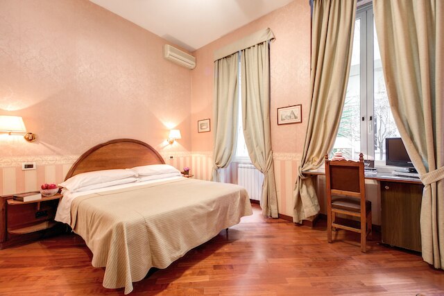 ホテル サンモリッツ