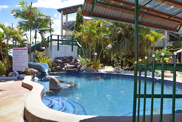 グランド メラネシアン ホテル