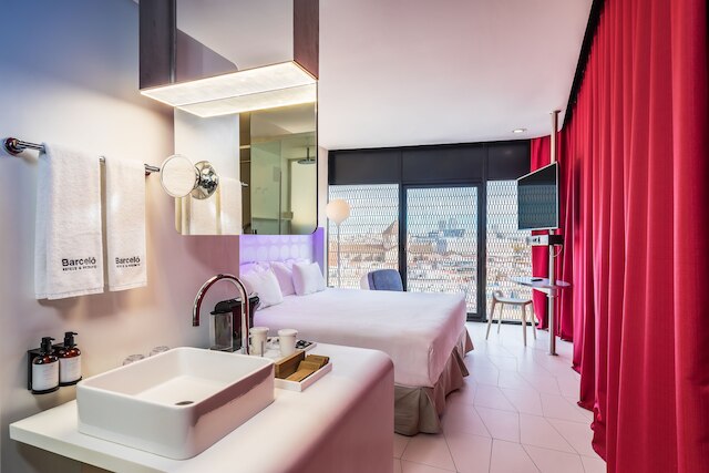 バルセロ ラバル