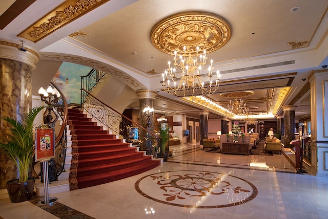 ロイヤル アスコット ホテル