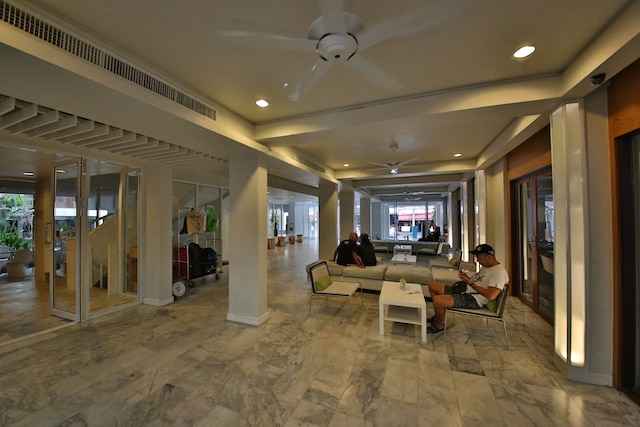 サンシャイン ホテル アンド レジデンシズ