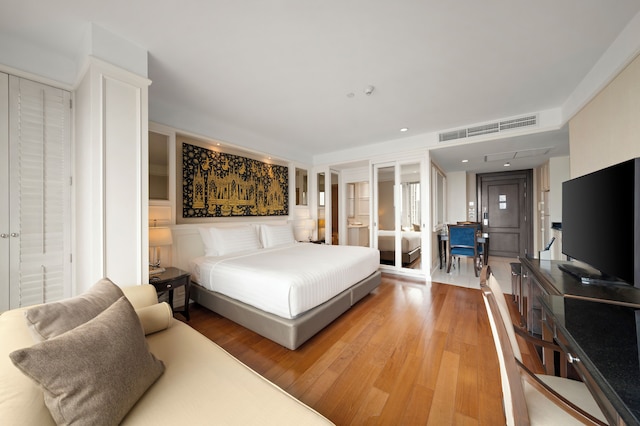 グランデ センター ポイント ラチャダムリ