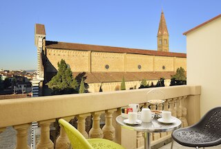 ホテル ウニベルソ