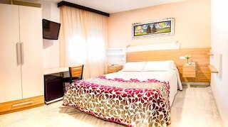 ホテル アルベロ