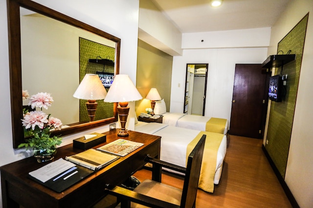 ザ マレヤン プラザ