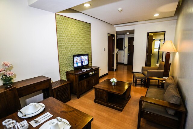 ザ マレヤン プラザ