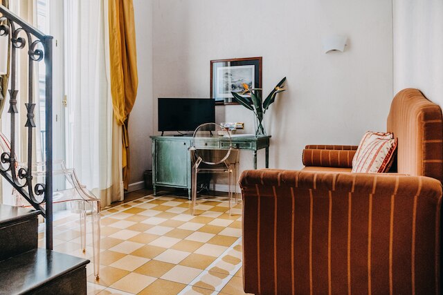 コスタンティノーポリ 104