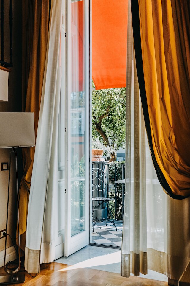 コスタンティノーポリ 104