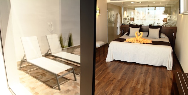 ホテル ドン パコ セビリア