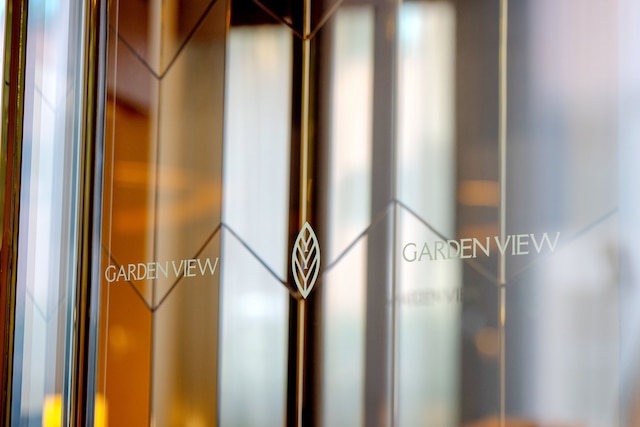 ガーデンビュー 香港 (香港女青园景轩)