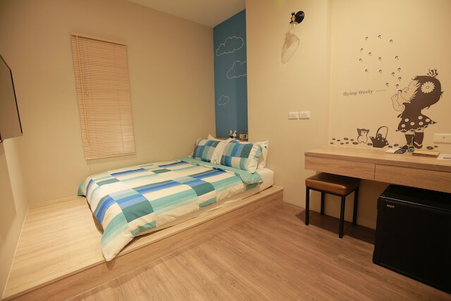 エンジョイ ホーム ステイ (隨寓而安民宿)