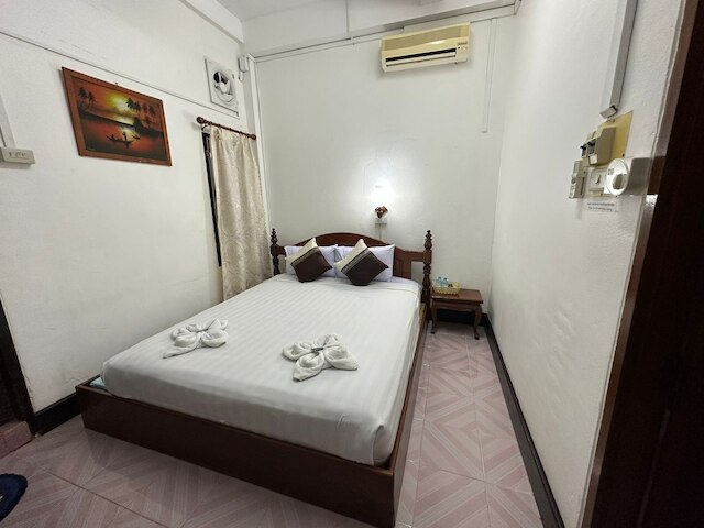 ラタナ ゲストハウス