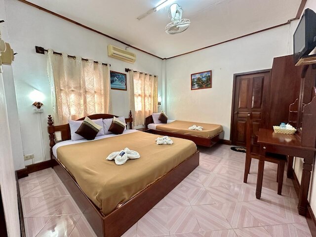 ラタナ ゲストハウス