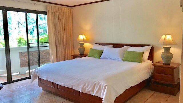 スリン ベイ イン