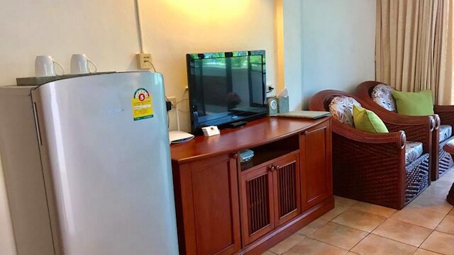 スリン ベイ イン